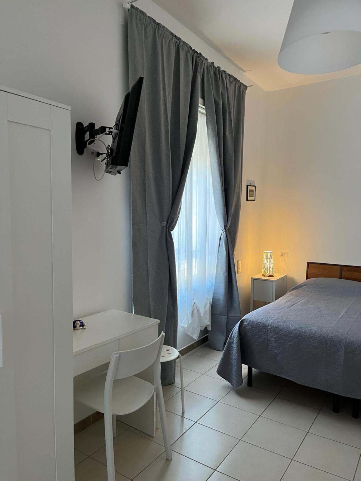 B&B Sorgente 23 Salerno Luaran gambar